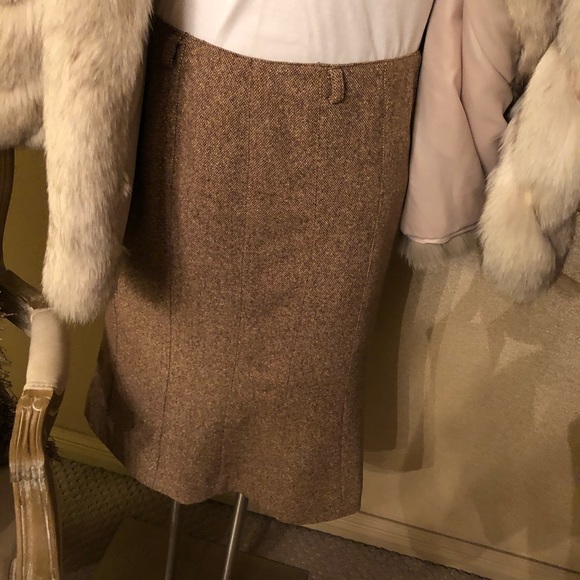 Ann Taylor LOFT Women’s Skirt - Picture 2 of 5